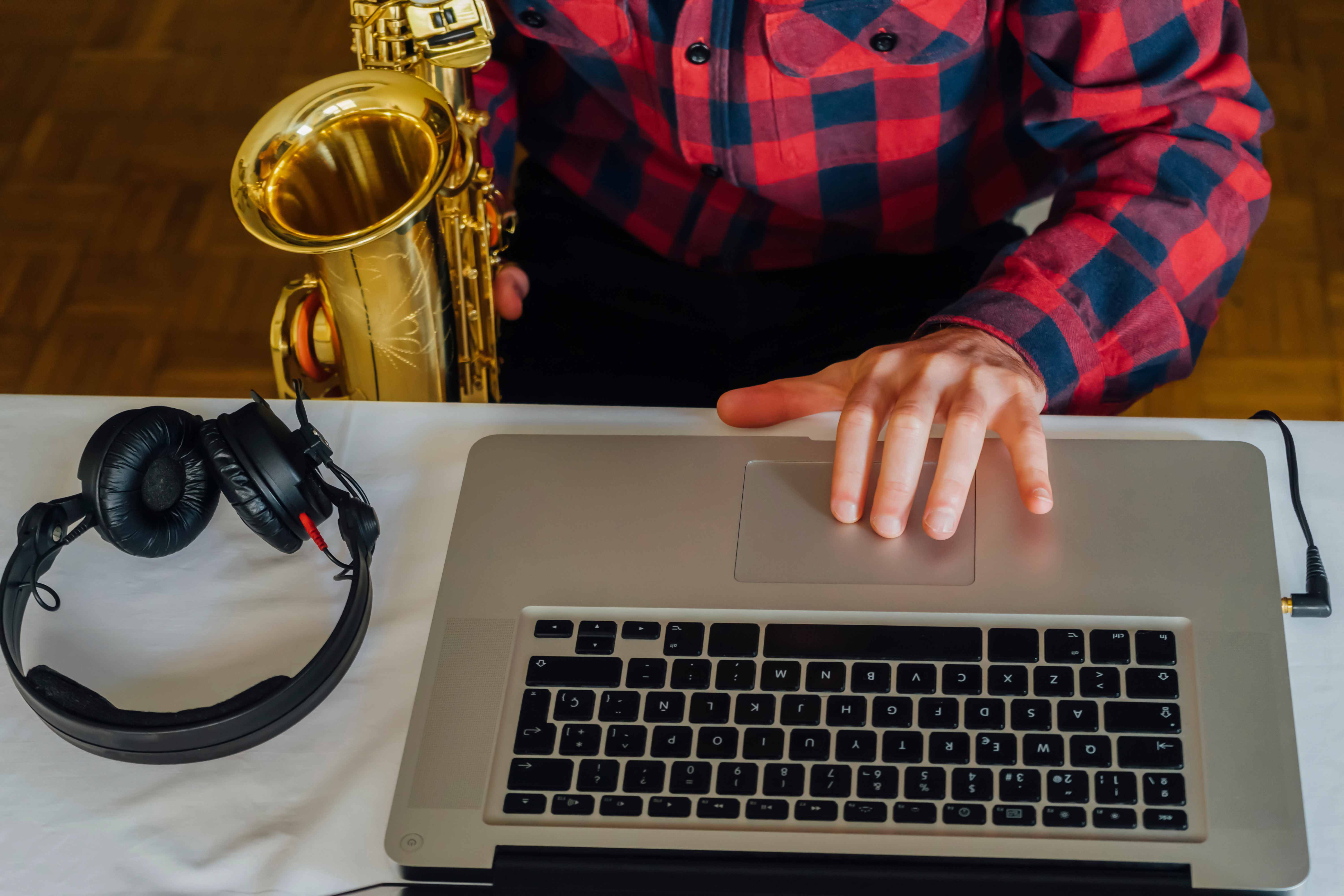 Музыка как инструмент для бизнеса